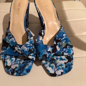 Nine West Blue Floral Heels